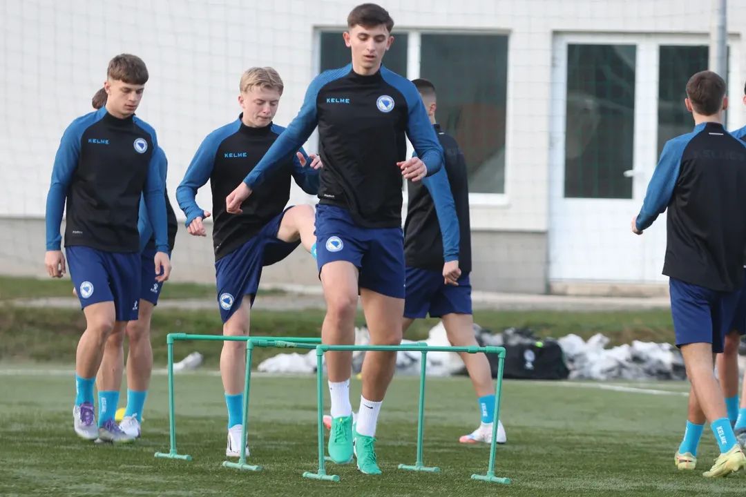 Nogometna reprezentacija U-16 na razvojnom turniru